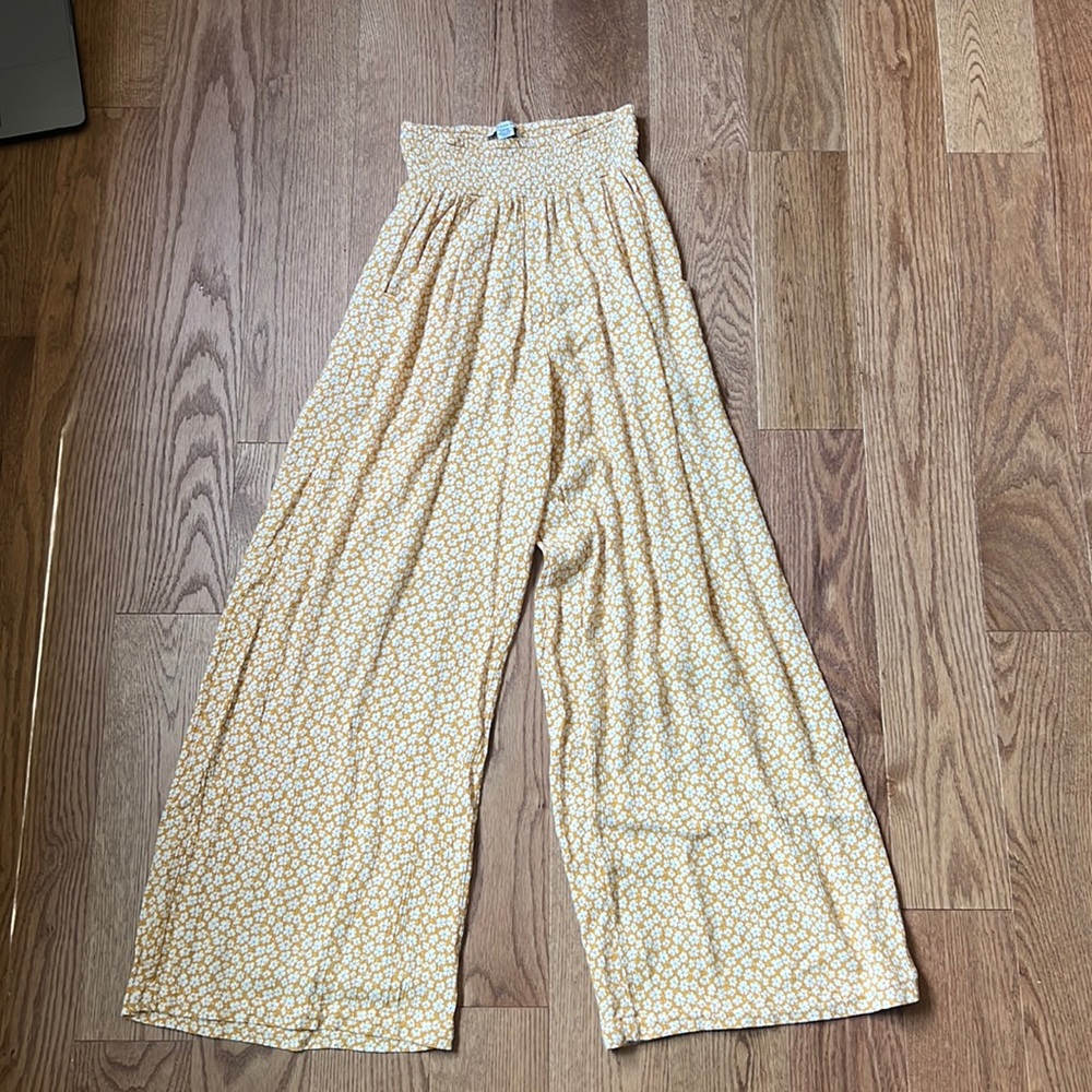 American Eagle Flowy Pants